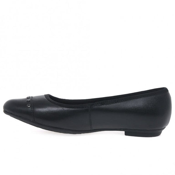Clarks AbithaBela Girls School Shoes - Stockpoint Apparel Outlet