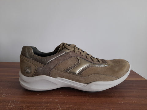 Clarks Wave Flow Lace Sports Leather Khaki Womens Sneakers - Stockpoint Apparel Outlet