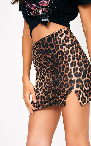 PrettyLittleThing Womens Brown Leopard Print Split Mini Skirt