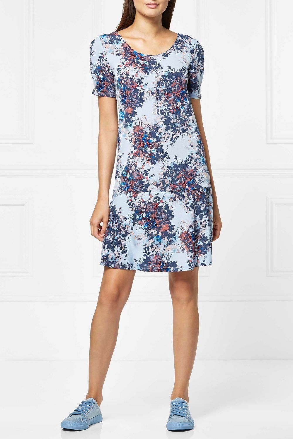 Petite prairie dress shop