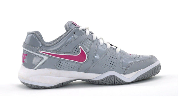 Nike City Court 7 GS Boys/Girls Trainers - Stockpoint Apparel Outlet