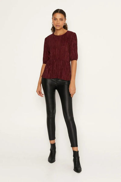Oasis Wine Plisse Womens Peplum Top