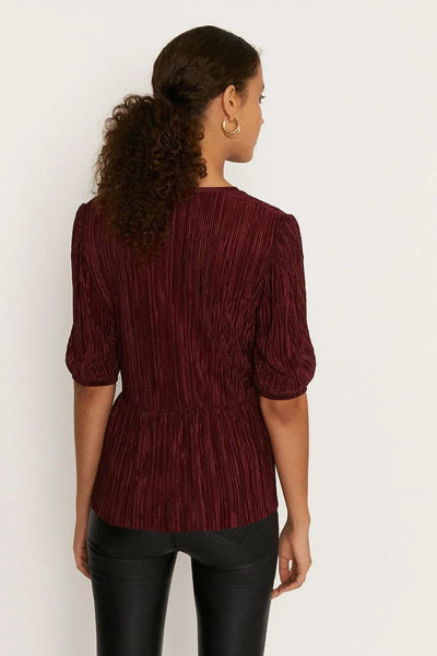 Oasis Wine Plisse Womens Peplum Top