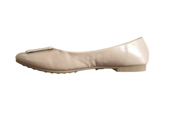 Azarey Cream Pumps Womens Flat Shoes
