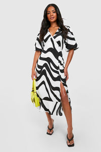 Boohoo White Black Pattern Puff Sleeve Printed Midi Womens Dress