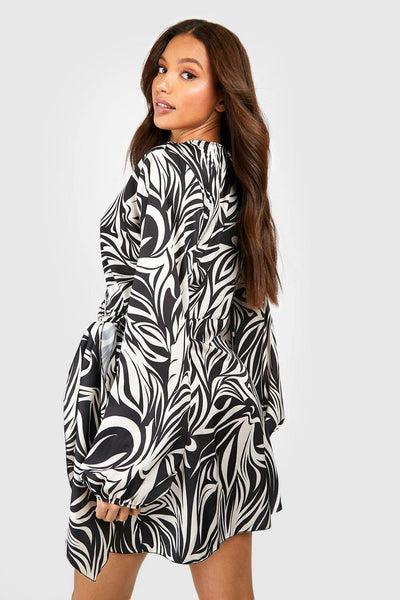 Boohoo Black Tall Ruched Tie Side Abstract Print Mini Womens Dress
