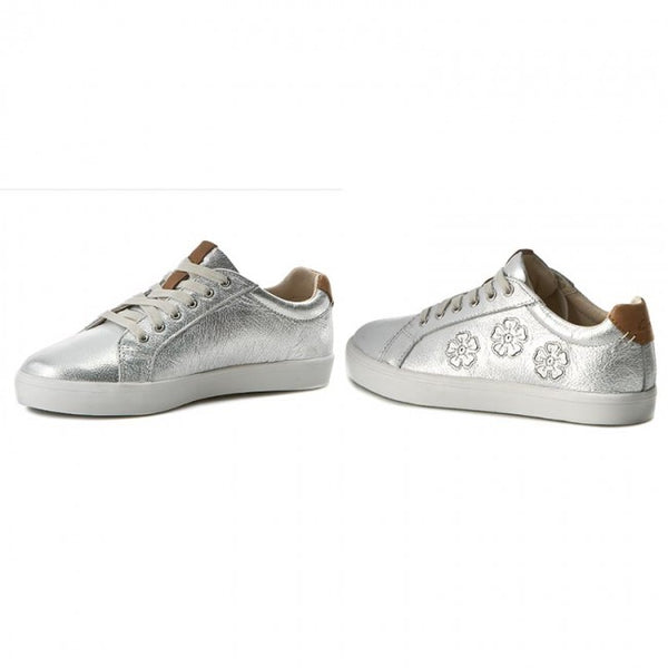 Clarks Brill Atom Metallic Junior Girls Lace Up Shoes - Stockpoint Apparel Outlet