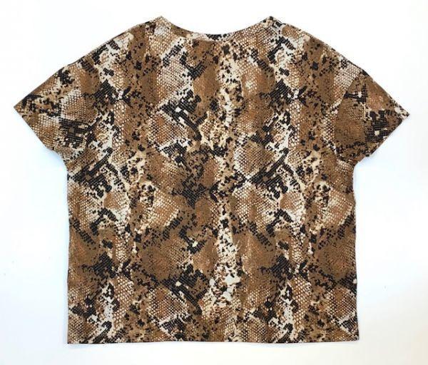 ZARA Short sleeve Snake pattern Womens T-shirt - Stockpoint Apparel Outlet